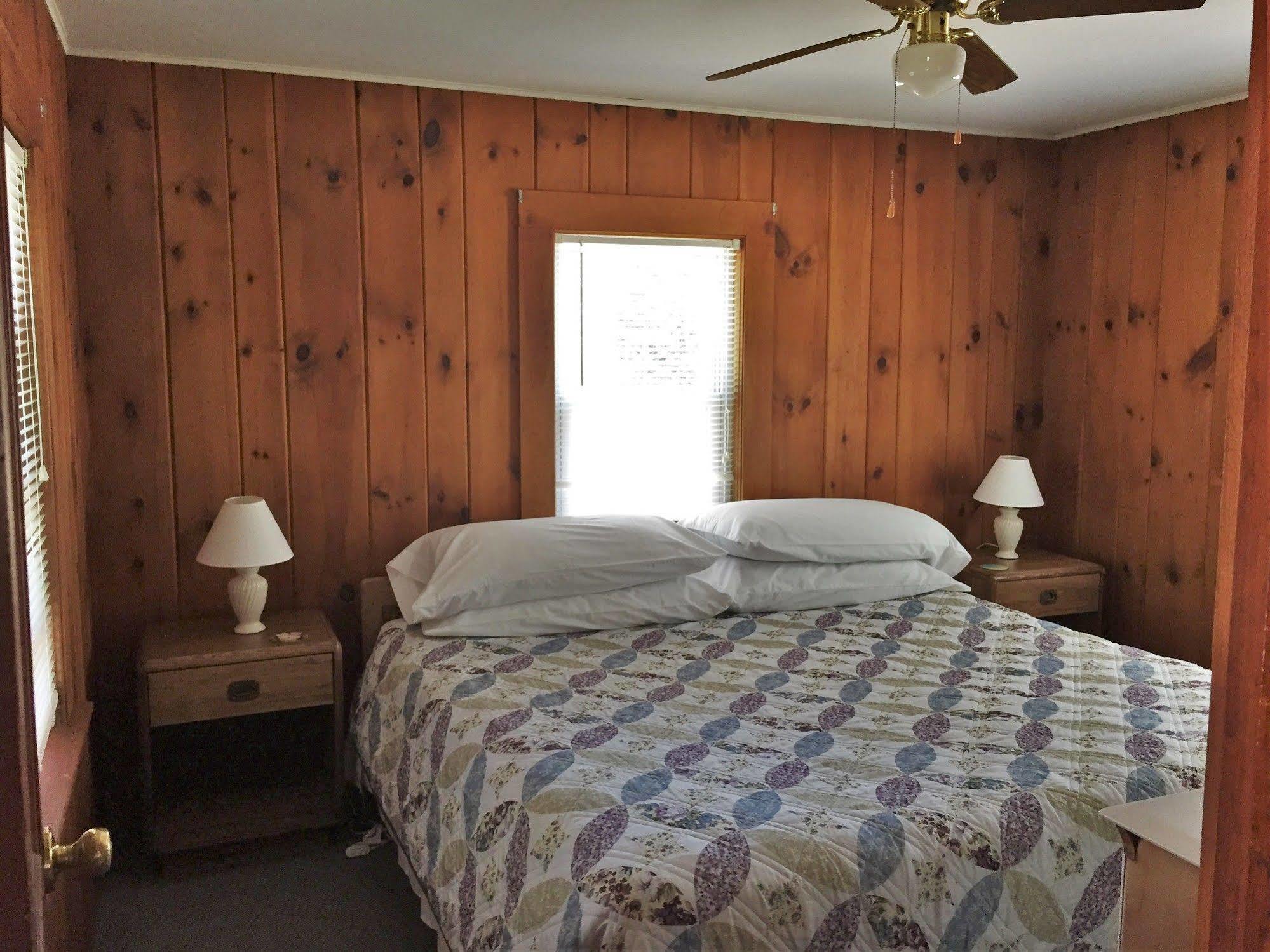 Pine Valley Cabins Thornton Exterior foto